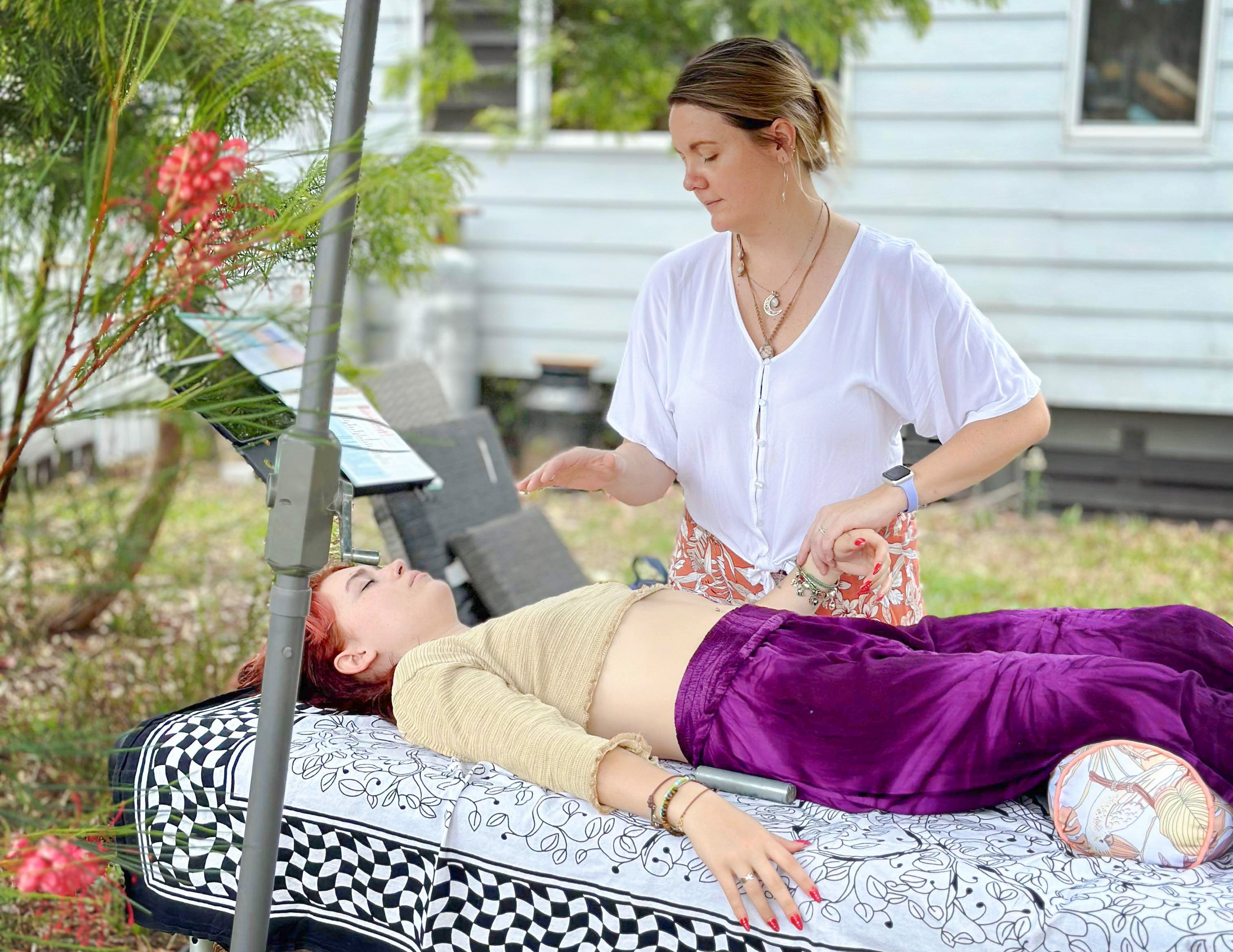 Kinesiology session with Bee